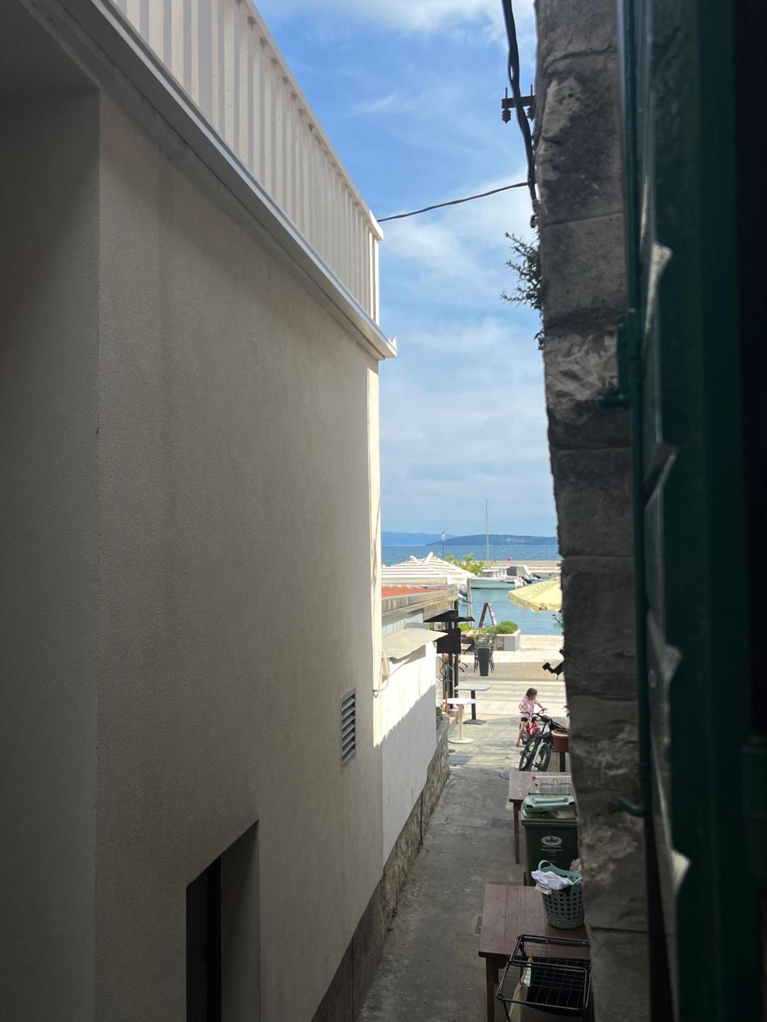 Apartman Lucijan Kaštela Exterior foto