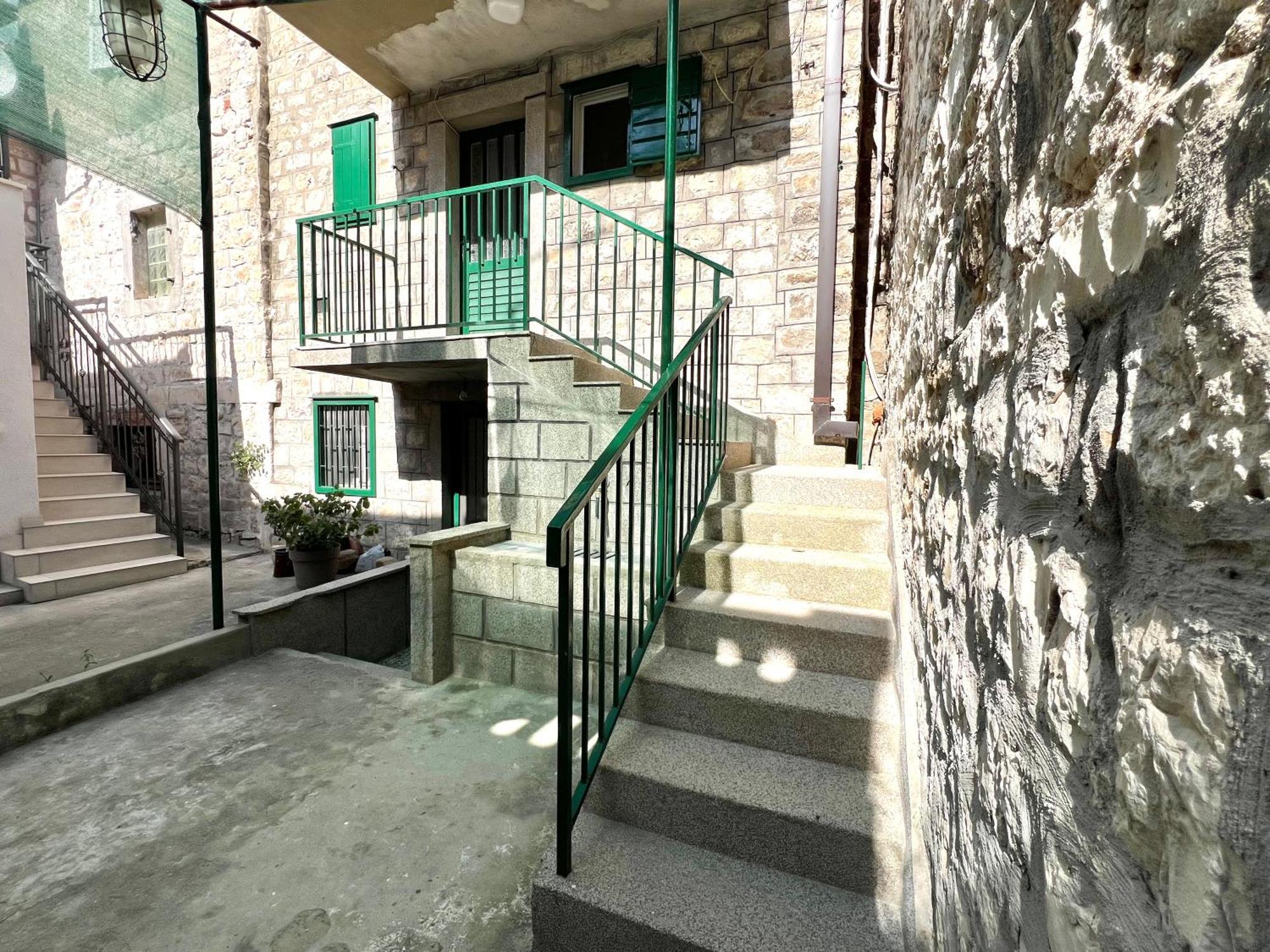 Apartman Lucijan Kaštela Exterior foto