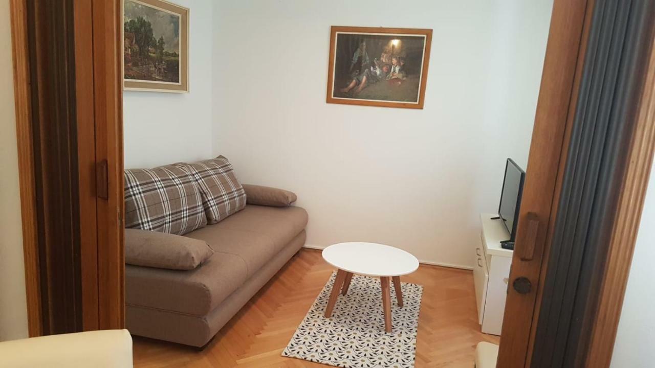 Apartman Lucijan Kaštela Exterior foto